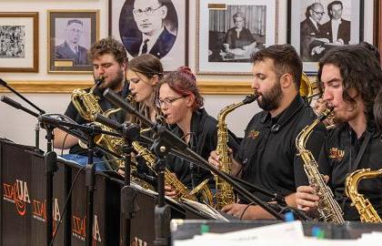 group of AUJO students performing